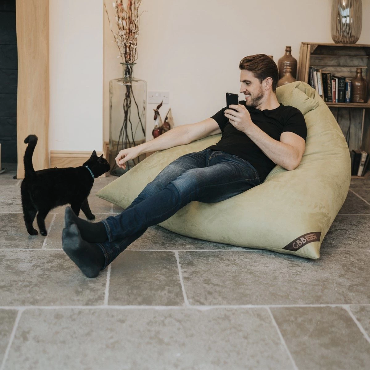 Faux Suede Tri-Gamer Bean Bag 4 Faux Suede Tri-Gamer Bean Bag - Image 2